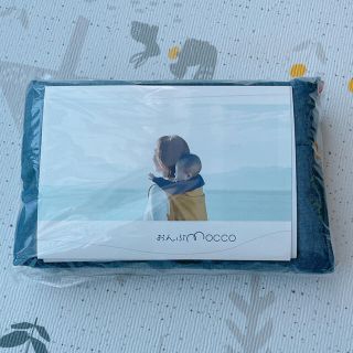 【新品】おんぶもっこ　mocco デニム　おんぶ紐(抱っこひも/おんぶひも)