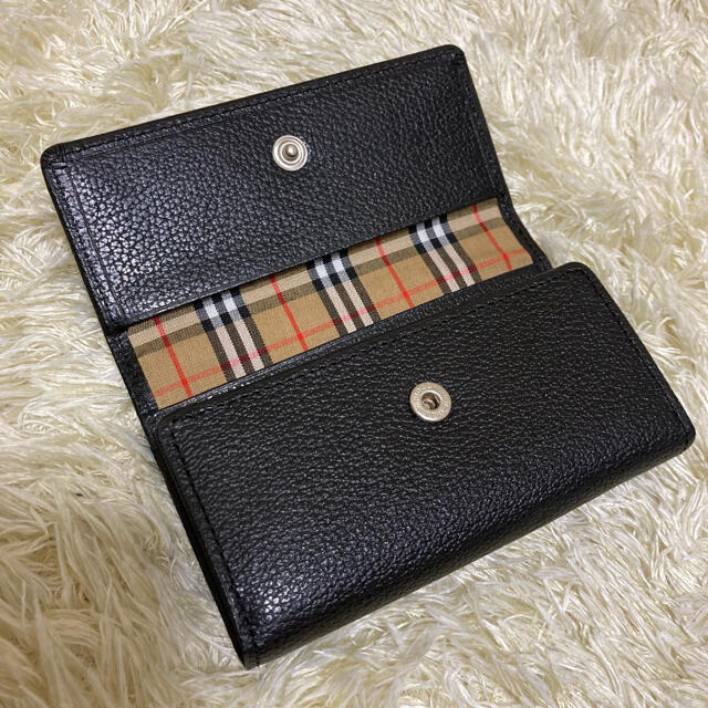 BURBERRY(バーバリー)の【新品】バーバリー　5連　キーケース　ノバチェック　レザー　収納○　ブラック  レディースのファッション小物(キーケース)の商品写真