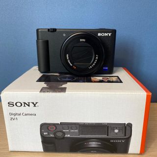 ソニー(SONY)のSony ZV-1 美品 屋外持ち出しなし 予備バッテリー 充電器付き(コンパクトデジタルカメラ)