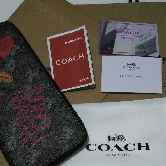 COACH(コーチ)の【COACH】 新品 正規品　長財布　 シグネチャー　 馬車柄 ペイント レディースのファッション小物(財布)の商品写真