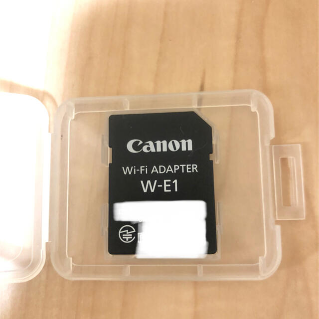 Canon(キヤノン)のCanon キヤノン EOS 7D Mark2 バッテリークリップ、レンズセット スマホ/家電/カメラのカメラ(デジタル一眼)の商品写真