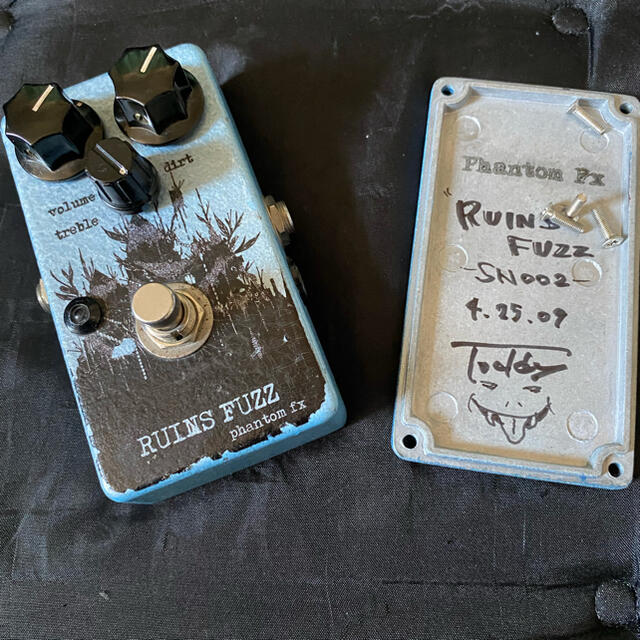 phantom fx ruins fuzz シリアル一桁