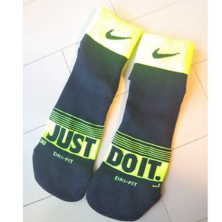 ナイキ(NIKE)の NIKE 靴下 24-26 【未着用】(靴下/タイツ)