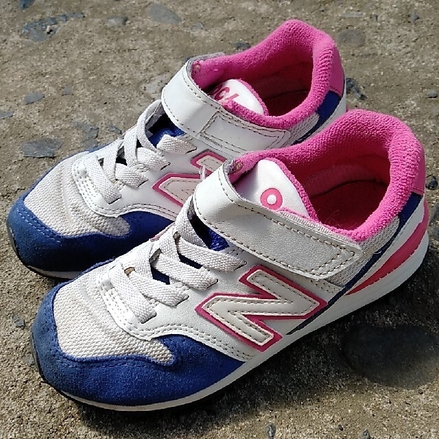 New Balance(ニューバランス)のnew balance　ニューバランス996　スニーカー　17cm キッズ/ベビー/マタニティのキッズ靴/シューズ(15cm~)(スニーカー)の商品写真