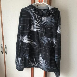 ビラボン(billabong)のビラボン　破水パーカー　Lサイズ(水着)