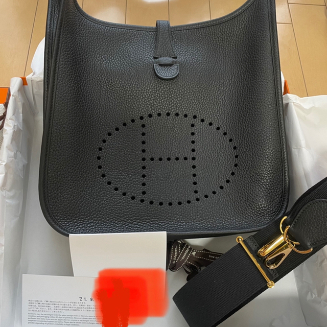 Hermes(エルメス)の新品　未使用　エルメス HERMES  エブリン29 PM 黒 ゴールド金具 レディースのバッグ(ショルダーバッグ)の商品写真