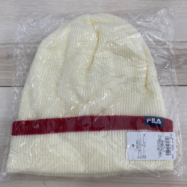 FILA(フィラ)の【新品】FILA ホワイト(白)ニット帽子　レディース　フィラ　ゴルフ レディースの帽子(ニット帽/ビーニー)の商品写真