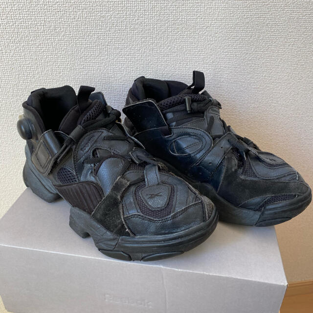 Reebok(リーボック)のvetements×reebok GENETICALLYMODIFIEDpump メンズの靴/シューズ(スニーカー)の商品写真