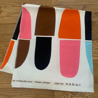 マリメッコ(marimekko)のマリメッコ  PIKKU JATSKI 30×143cm  marimekko (生地/糸)