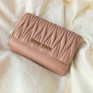 ミュウミュウ(miumiu)のmiu miu　財布(財布)