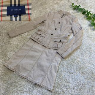 バーバリー(BURBERRY)の美品 BURBERRY LONDON セットアップ ライトベージュ 36 34(セット/コーデ)