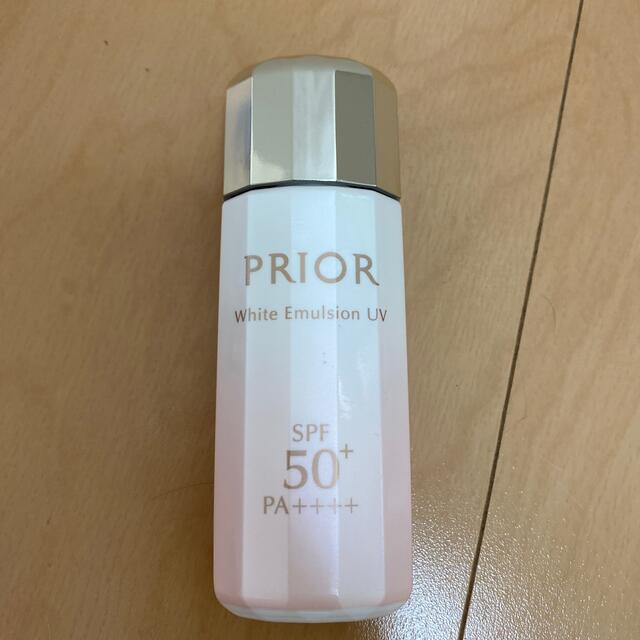 PRIOR(プリオール)のプリオール おしろい美白乳液 コスメ/美容のベースメイク/化粧品(化粧下地)の商品写真