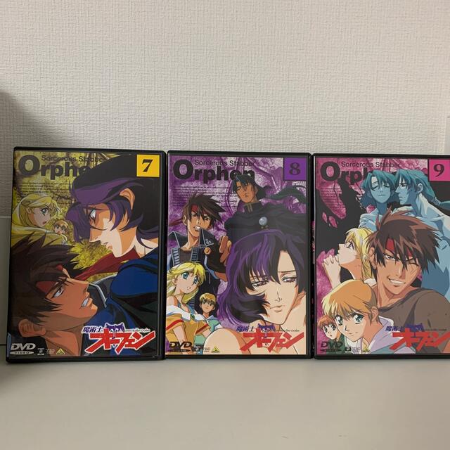 角川書店(カドカワショテン)の魔術士オーフェン　全9巻　と　リベンジ　全8巻　DVD エンタメ/ホビーのDVD/ブルーレイ(アニメ)の商品写真