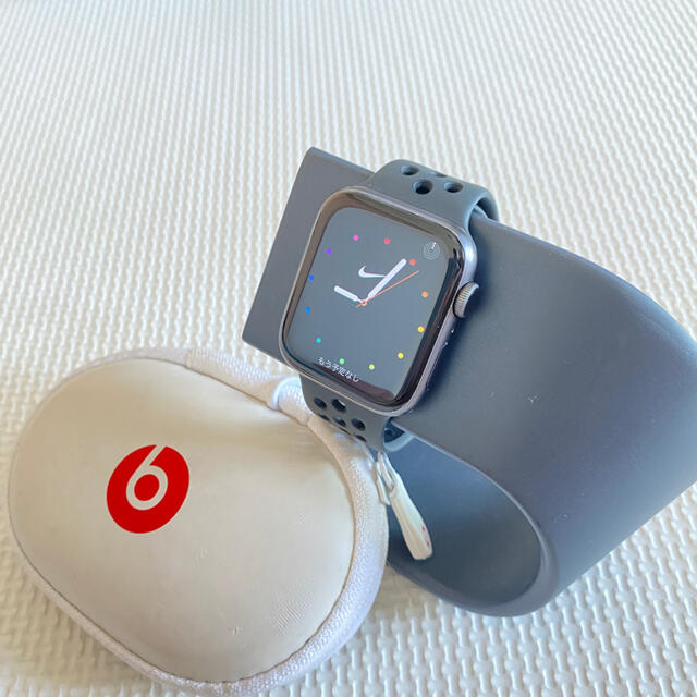 NIKE(ナイキ)のD-J9様専用　Apple Watch series4 NIKE + 44mm メンズの時計(腕時計(デジタル))の商品写真