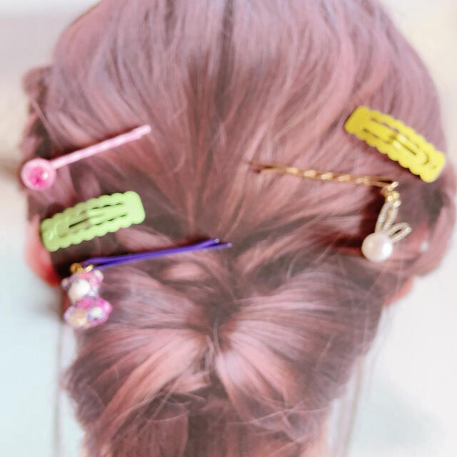 cuteくまちゃんレジン入りヘアピンセット ハンドメイドのアクセサリー(ヘアアクセサリー)の商品写真