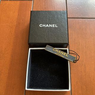 シャネル(CHANEL)の新品未使用‼️✨CHANEL ピアス空箱　シリアルバー付き✨(ピアス)
