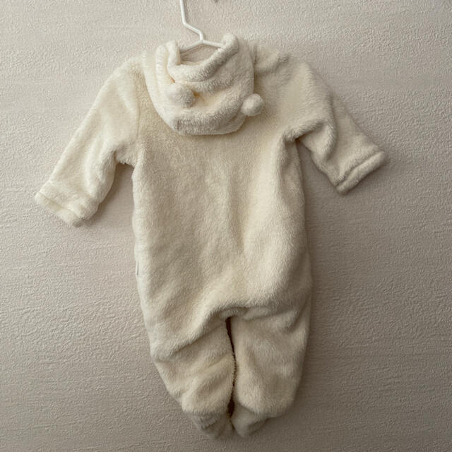 babyGAP(ベビーギャップ)の専用！美品　クマ　ロンパース　モコモコ　カバーオール　60 キッズ/ベビー/マタニティのベビー服(~85cm)(ジャケット/コート)の商品写真