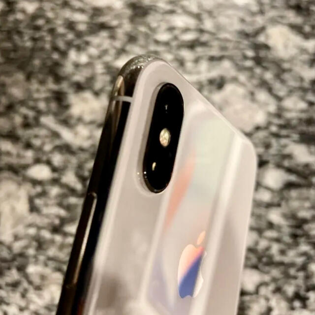 【美品】iPhone X Silver  64 GB docomo SIMフリー 2