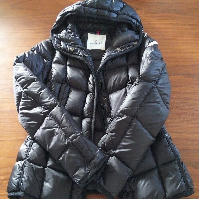 MONCLER モンクレール ダウン