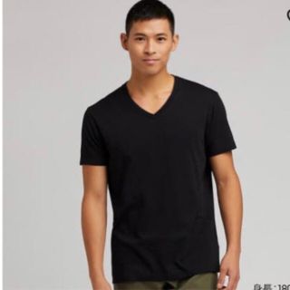 ユニクロ(UNIQLO)のUNIQLO ドライ　VネックT（半袖）(Tシャツ/カットソー(半袖/袖なし))