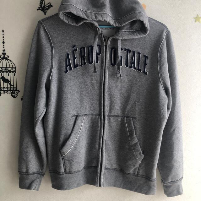 AEROPOSTALE(エアロポステール)のエアロポステール★AERO POSTALE ジップパーカー4点セット　USED メンズのトップス(パーカー)の商品写真