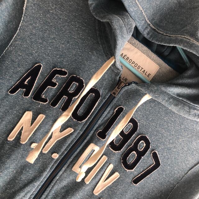 AEROPOSTALE(エアロポステール)のエアロポステール★AERO POSTALE ジップパーカー4点セット　USED メンズのトップス(パーカー)の商品写真