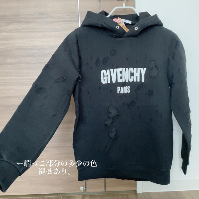 GIVENCHYパーカー