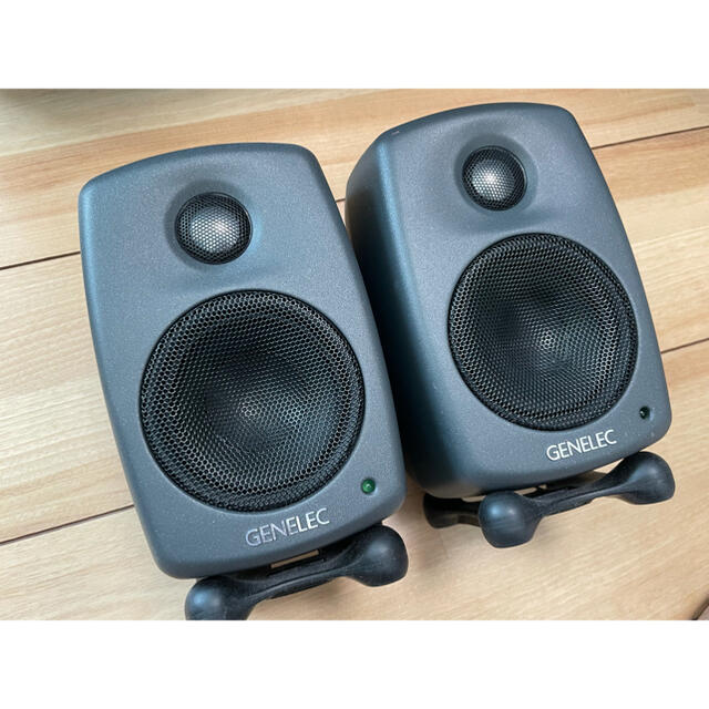 専門店では GENELEC 8010A Pair モニタースピーカー スピーカー