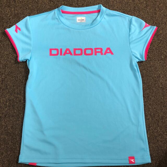 DIADORA(ディアドラ)のときちゃん s shop様専用　DIADORA  Tシャツ　Lサイズ　水色 レディースのトップス(Tシャツ(半袖/袖なし))の商品写真
