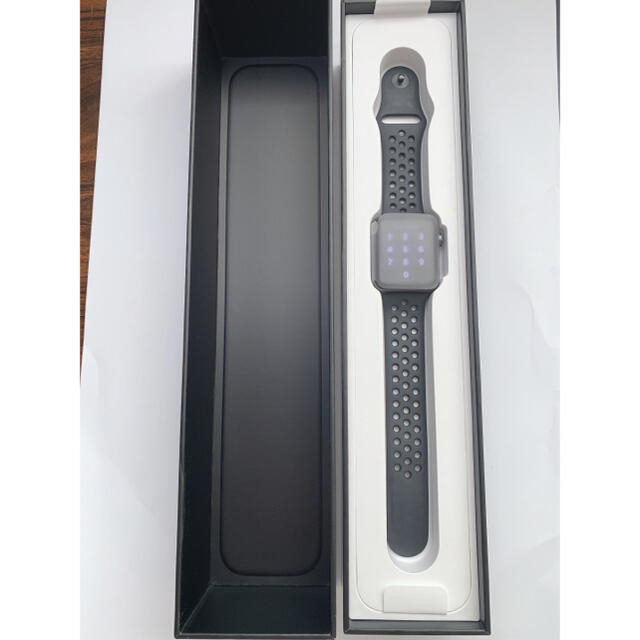 Apple Watch(アップルウォッチ)のApple Watch series2 Nike 42mm メンズの時計(腕時計(デジタル))の商品写真