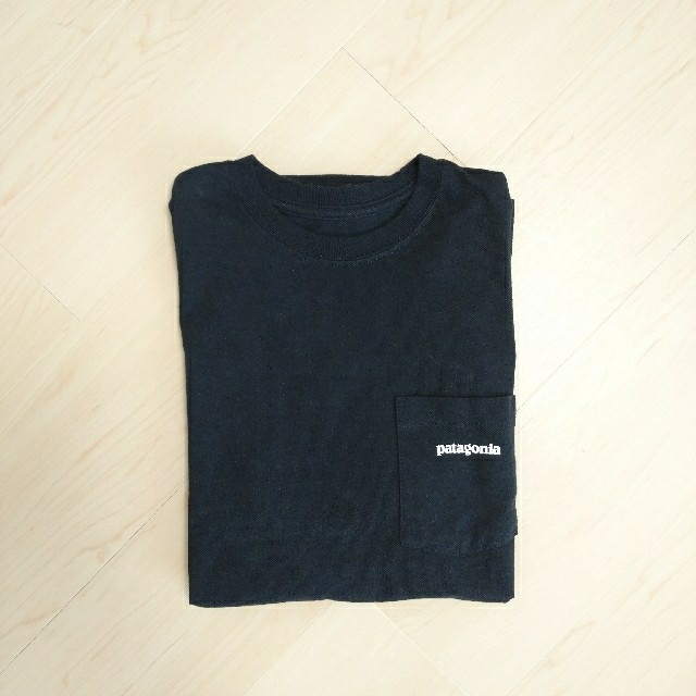 patagonia(パタゴニア)のpatagonia パタゴニア Tシャツ  XSサイズ 黒 ブラック レディースのトップス(Tシャツ(半袖/袖なし))の商品写真