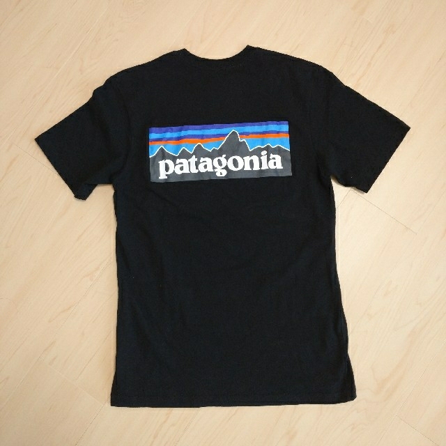 patagonia(パタゴニア)のpatagonia パタゴニア Tシャツ  XSサイズ 黒 ブラック レディースのトップス(Tシャツ(半袖/袖なし))の商品写真