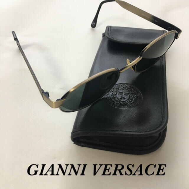 VERSACE(ヴェルサーチ)のヴェルサーチ　サングラス レディースのファッション小物(サングラス/メガネ)の商品写真