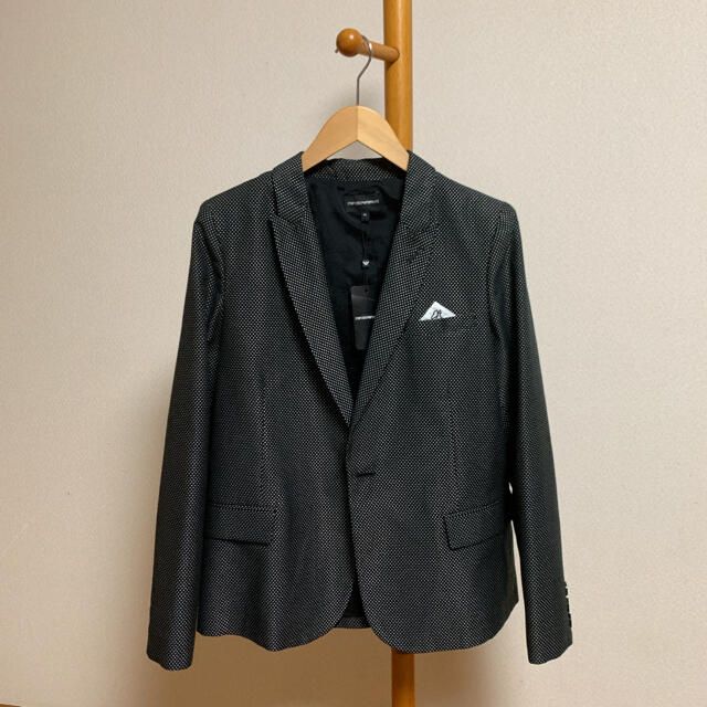 Emporio Armani(エンポリオアルマーニ)の新品 EMPORIO ARMANI エンポリオアルマーニ　テーラードジャケット メンズのジャケット/アウター(テーラードジャケット)の商品写真