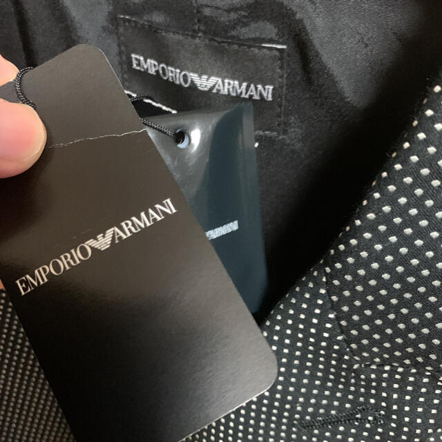 Emporio Armani(エンポリオアルマーニ)の新品 EMPORIO ARMANI エンポリオアルマーニ　テーラードジャケット メンズのジャケット/アウター(テーラードジャケット)の商品写真