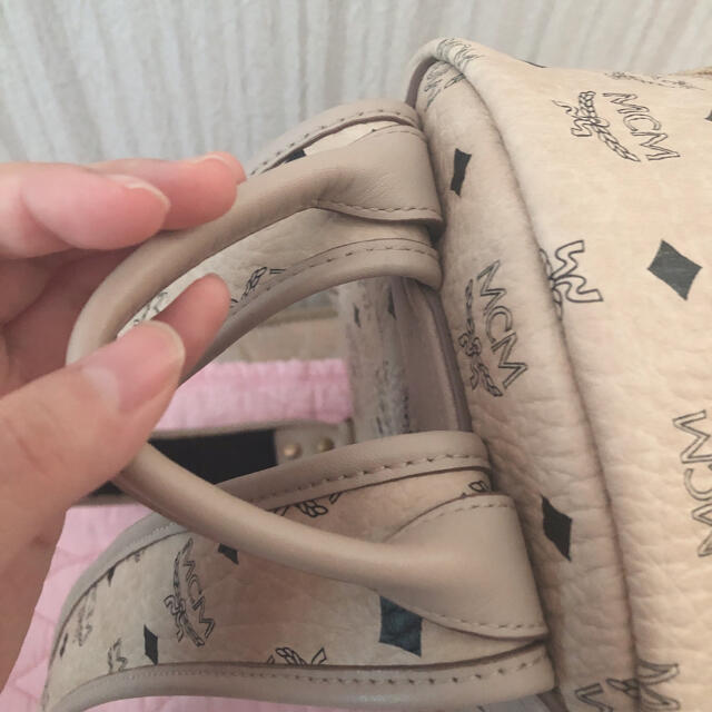 最終値下げ MCM リュック small medium ベージュ 早い者勝ち