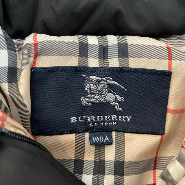 BURBERRY(バーバリー)のれい様専用バーバリー　ジャンパー　ダウン　100 ブラック キッズ/ベビー/マタニティのキッズ服女の子用(90cm~)(コート)の商品写真