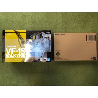 バンダイ(BANDAI)のVF-1S バルキリー R・フォッカースペシャル＆TV版スーパーパーツセット新品(その他)