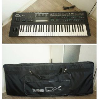 ヤマハ(ヤマハ)のYAMAHA DX7IID FM音源 シンセサイザー(キーボード/シンセサイザー)