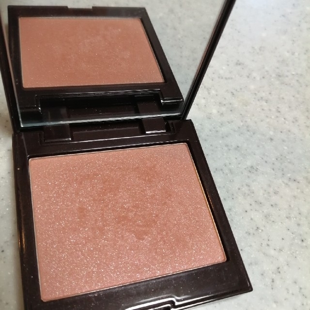 laura mercier(ローラメルシエ)の【値下げ】ローラメルシエ ブラッシュ カラー インフュージョン　05フレスコ コスメ/美容のベースメイク/化粧品(チーク)の商品写真