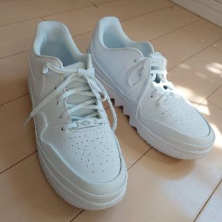 ナイキ(NIKE)のNIKE　ホワイト　スニーカー　24,5　エアジョーダン(スニーカー)