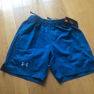 アンダーアーマー(UNDER ARMOUR)のアンダーアーマー  ショートパンツ　ハーフパンツ　グリーン M(ショートパンツ)