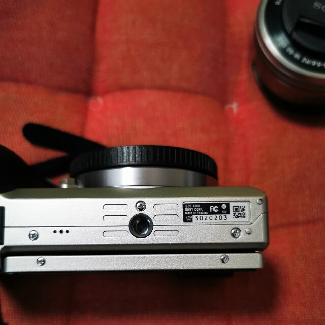 SONY α6000 パワーズームキット シルバー SONY α6000 パワーズームキット シルバー