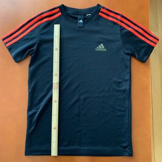 アディダス(adidas)のアディダスTシャツ　KIDS 140くらい(Tシャツ/カットソー)