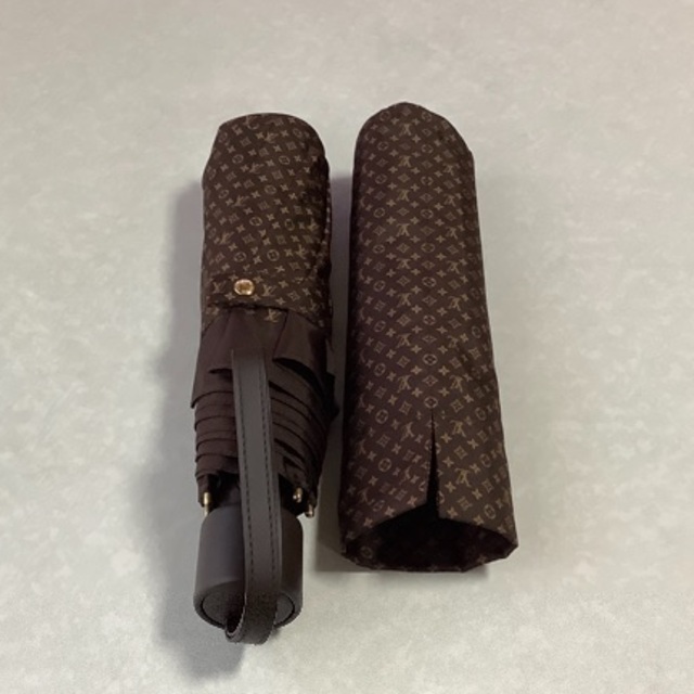 LOUIS VUITTON - セール！　新品未使用！　ルイヴィトン　折りたたみ　ワンタッチ式　傘