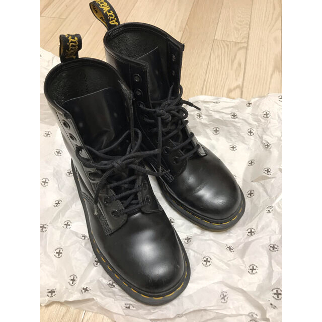 Dr.マーチン 8ホールブーツ 専門店では 7803円 www.mrserrone.it