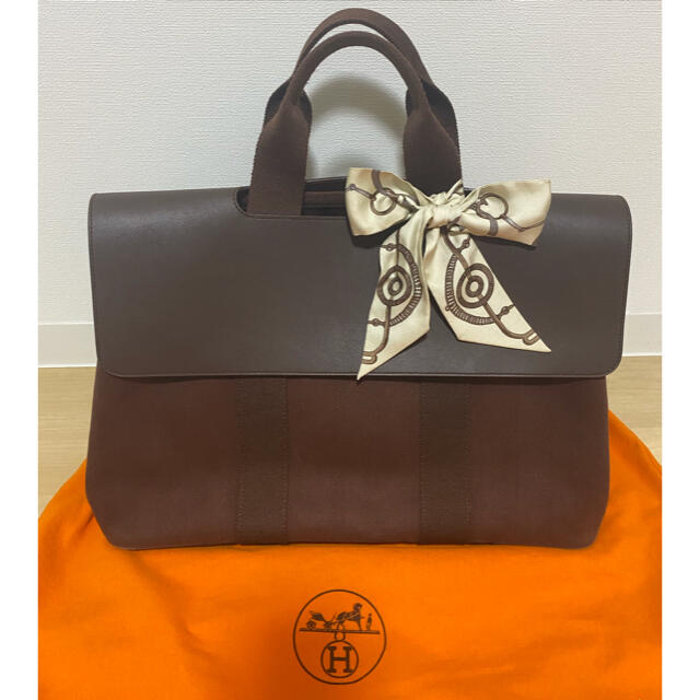 美品　エルメス HERMES　ヴァルパライソMM ツイリー付き