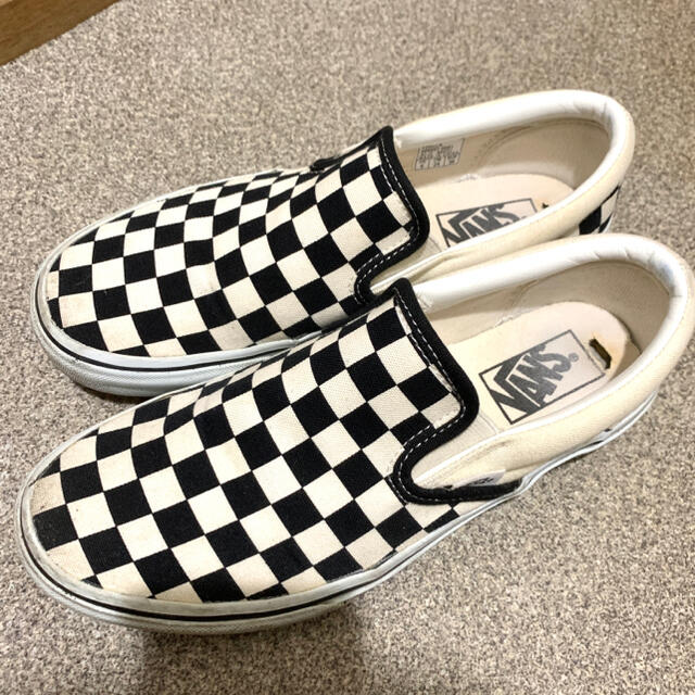 VANS(ヴァンズ)のvans チェッカー　スリッポン メンズの靴/シューズ(スニーカー)の商品写真