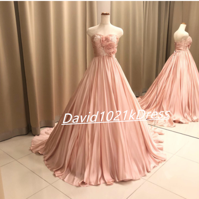 ウェディングドレス高品質！  カラードレス    ベアトップ    3Dバラの花   トレーン