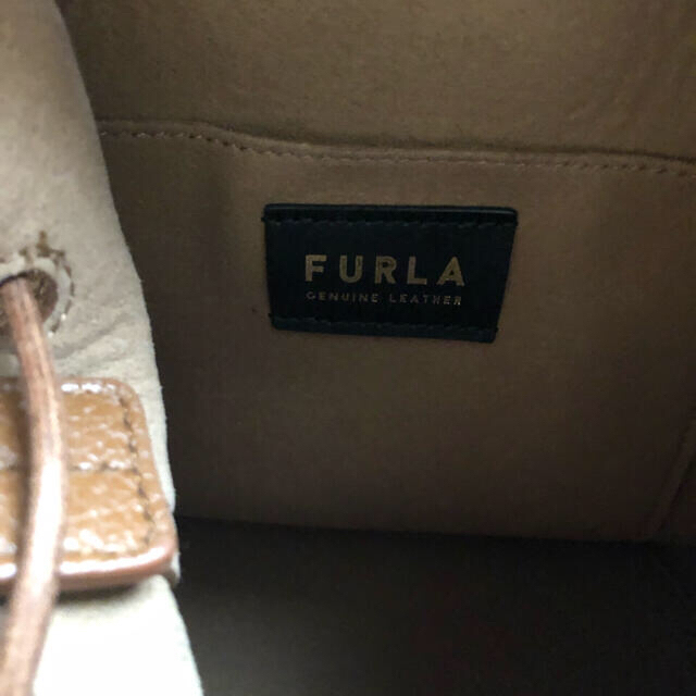 Furla(フルラ)の美品　フルラバケット型チェーンバッグ　ブラウン レディースのバッグ(ショルダーバッグ)の商品写真